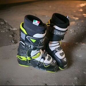 Dabello Krypton 120 Ski Boots Size 6.5 Women